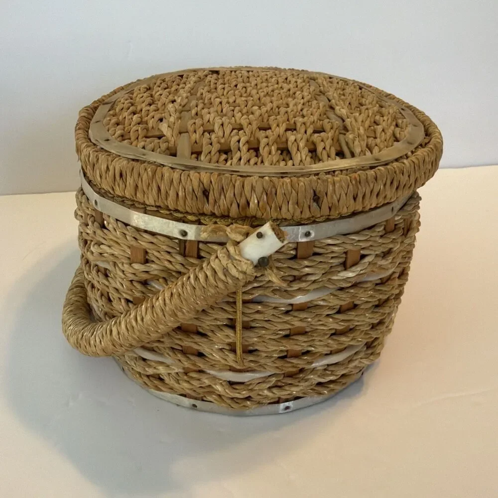 Dritz Sewing Basket Oval Woven Wicker Scovill Yellow Interior w Handle Vintage